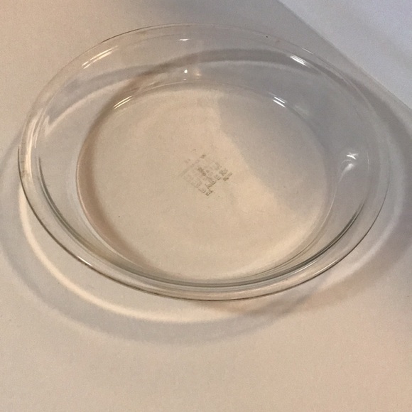 Pyrex - round - 210 - for oven and microwave no stove top or broiler. 25cm - Picture 3 of 11